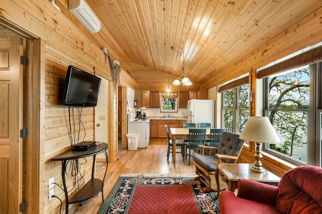 Swan Lake Resort & Campground Fergus Falls Esterno foto