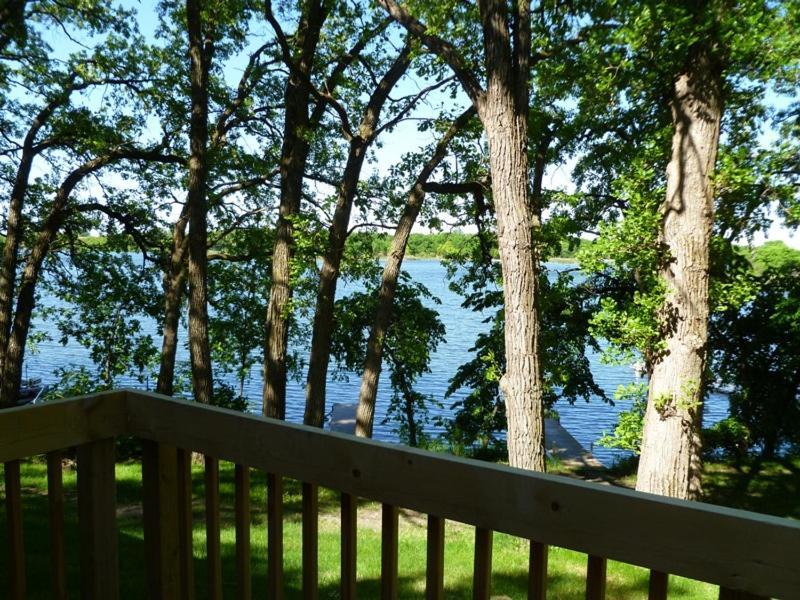 Swan Lake Resort & Campground Fergus Falls Esterno foto