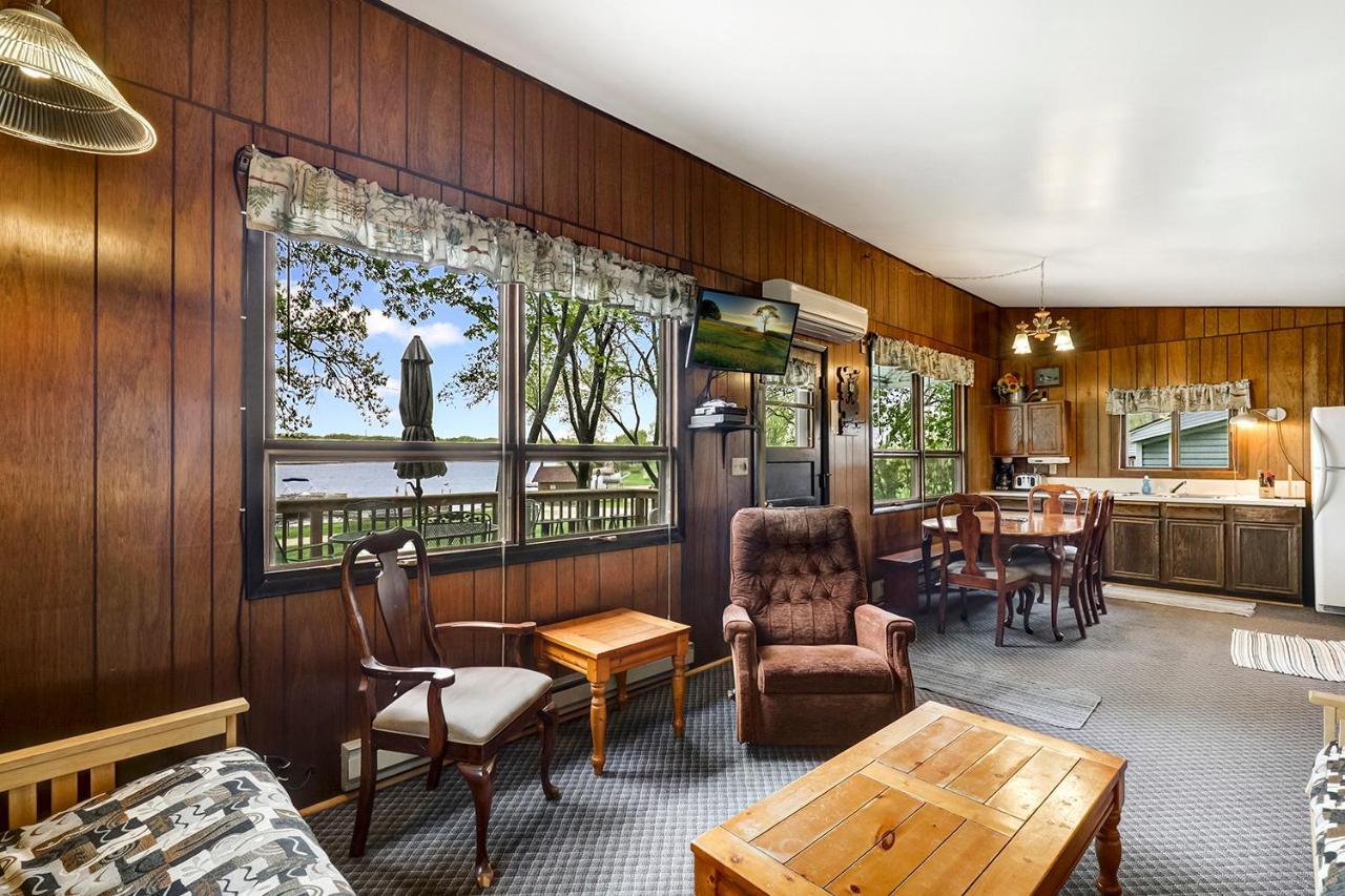 Swan Lake Resort & Campground Fergus Falls Esterno foto