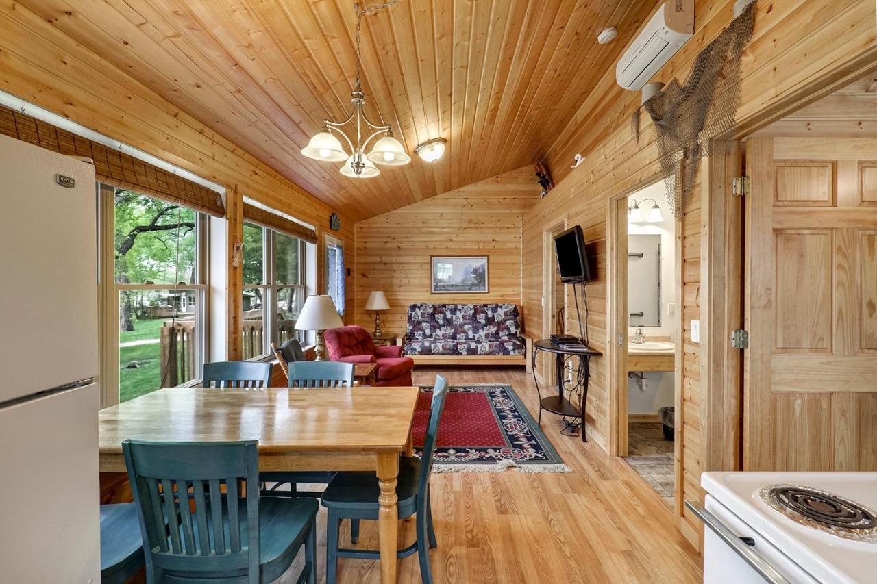 Swan Lake Resort & Campground Fergus Falls Esterno foto