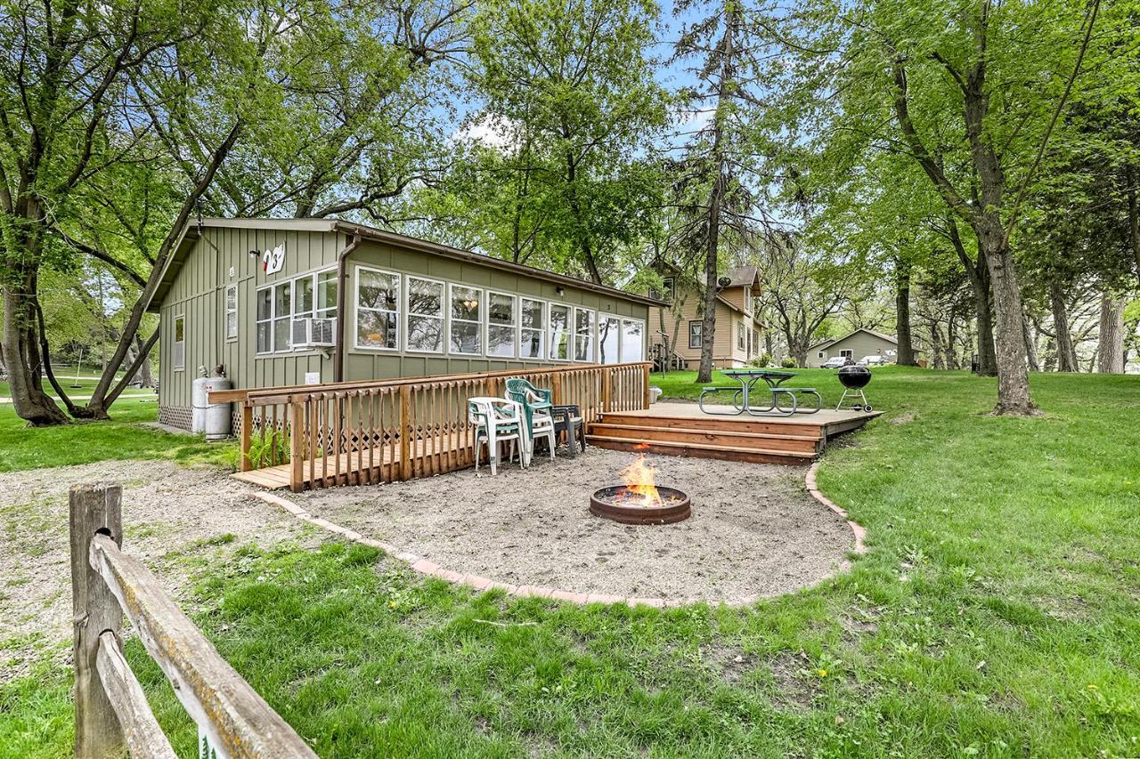Swan Lake Resort & Campground Fergus Falls Esterno foto
